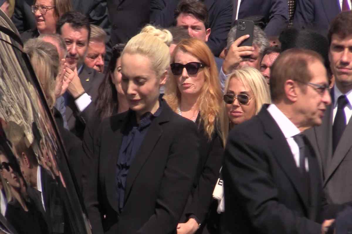 Marta Fascina al funerale di Silvio Berlusconi