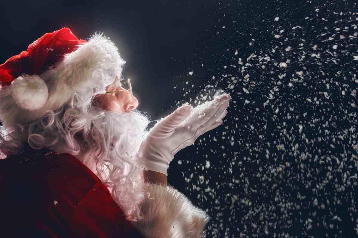 Babbo Natale e i suoi nuovi aiutanti