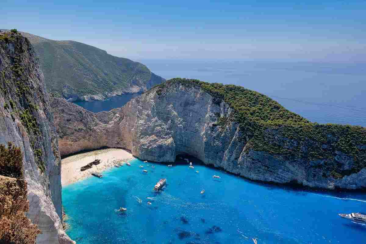 Vacanze 2024 in Grecia: l'isola pazzesca e low cost