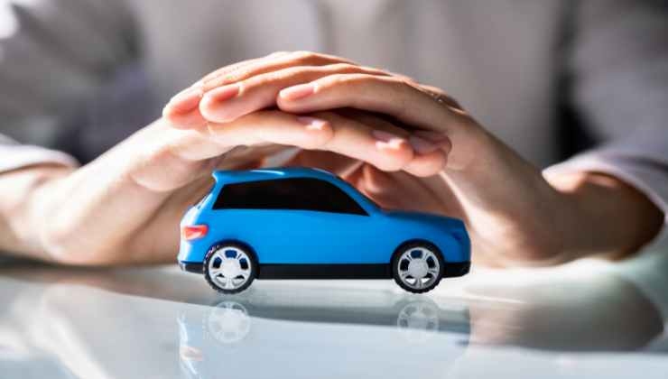 Assicurazione auto maxisconto 30%