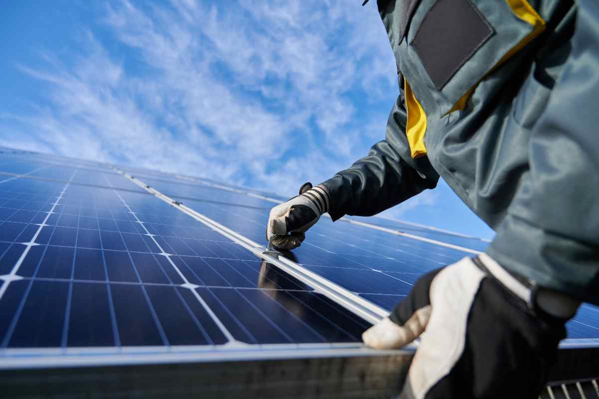 Reddito energico, come installare i pannelli solari a costo zero
