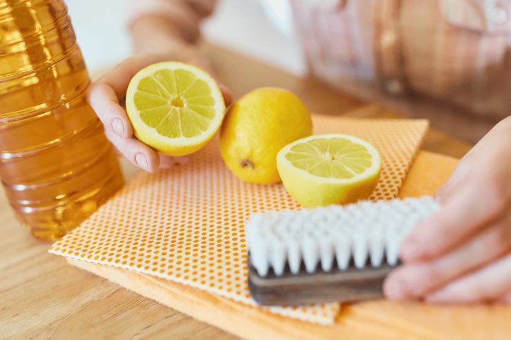 Ecco alcuni ingredienti per disinfettare casa a basso costo